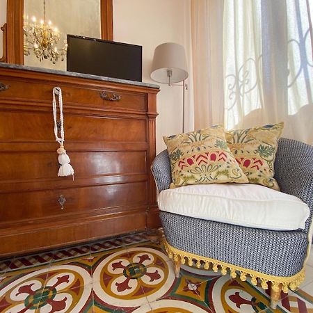 Hotel At Fourth à Cagliari Extérieur photo