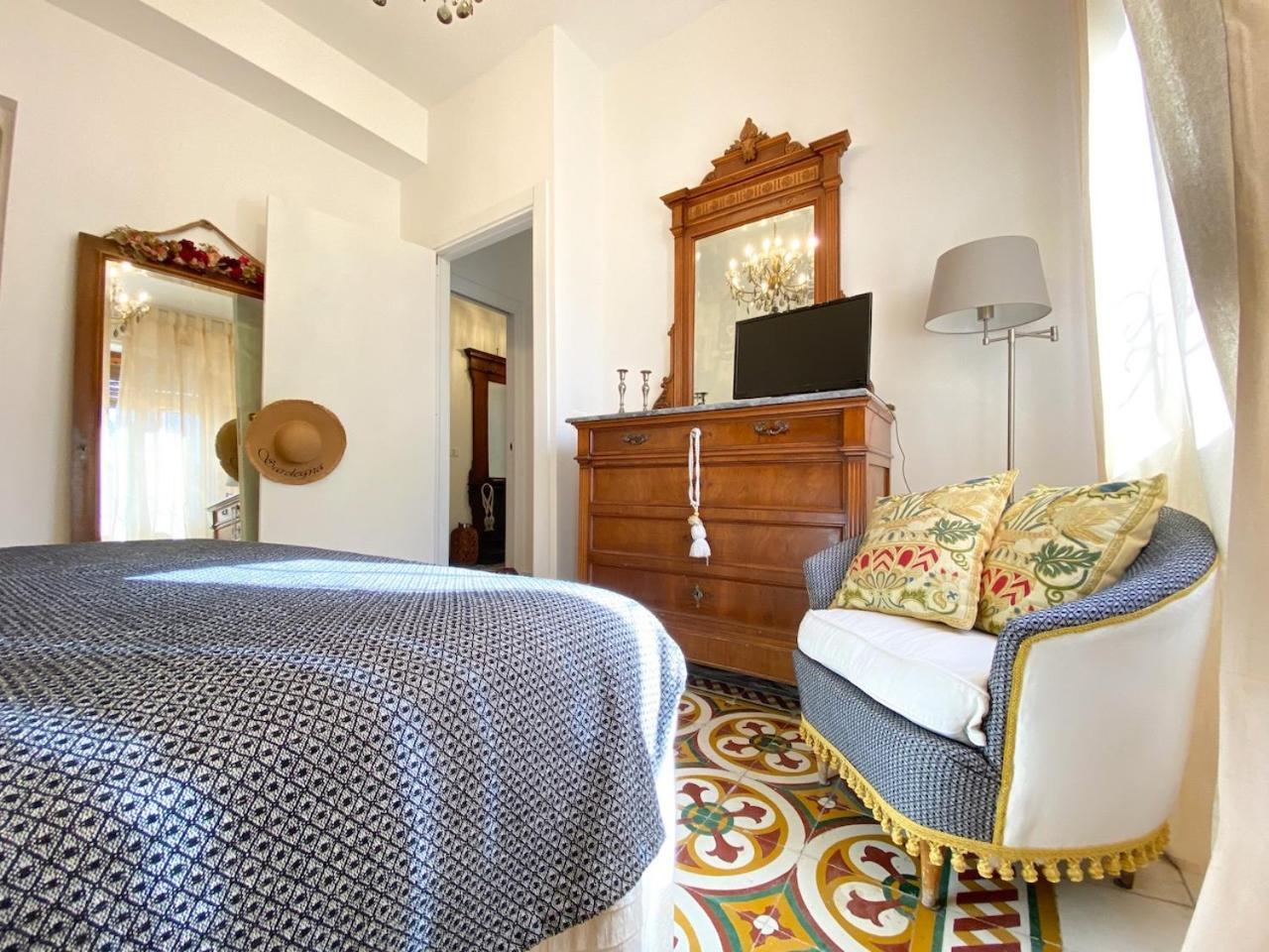 Hotel At Fourth à Cagliari Extérieur photo